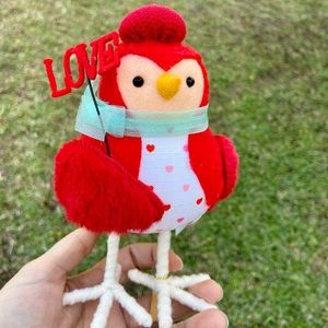Target Spritz Featherly Friends Valentine's Day Bird Figurine 2023  Love Sign ❤️